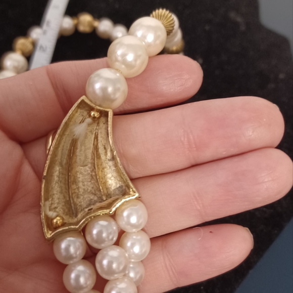 Korea Necklace - Picture 4 of 8